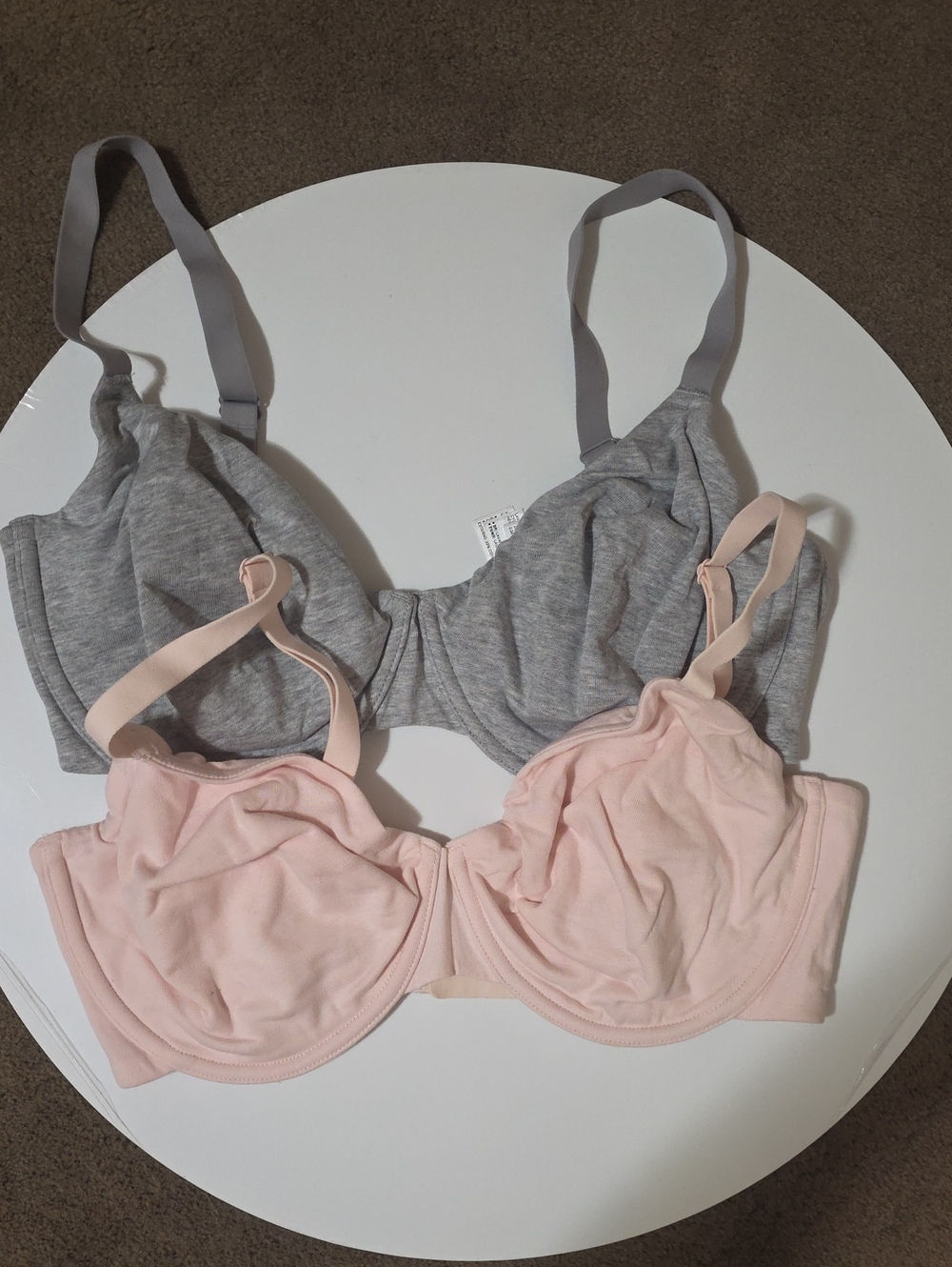 Amazon Essentials Women's Underwire Bras in Light Pink and Heather Gray